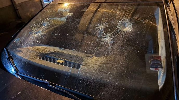 Uništen službeni automobil